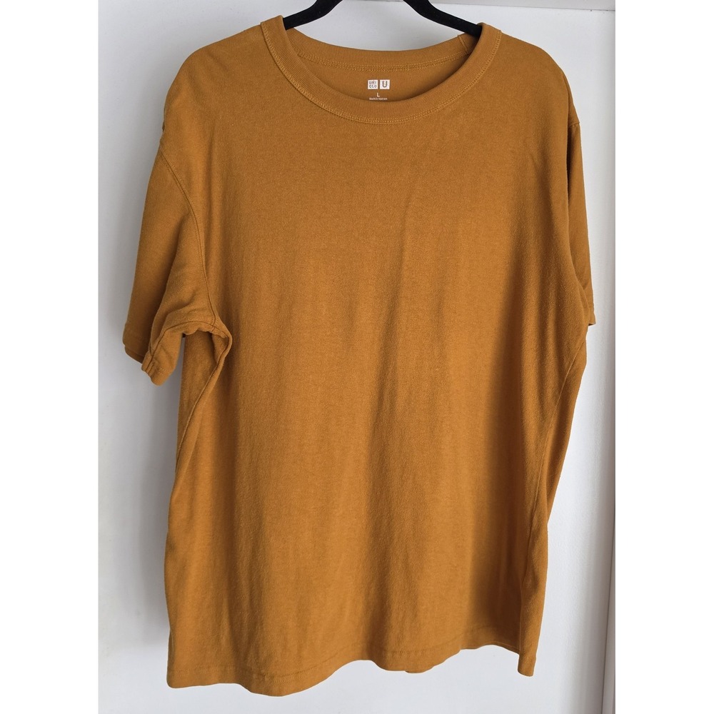Uniqlo U T-Shirt Men L Mustard Cotton Crew Neck Casual Tee Top Minimalist